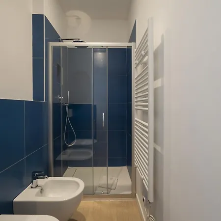 Modern & Functional Steps From Bosco Verticale & Gae Aulenti Apartment